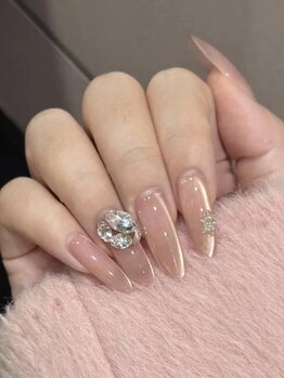 クイーンネイル 新宿(Queen nail)/長さ出し　パーツ2個付け