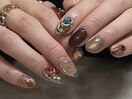 ニュアンス　個性派ネイル