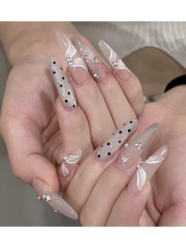 クイーンネイル 新宿(Queen nail)/長さ出し　デザイン