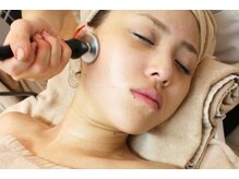 ボディオーガナイザー ヒナ(Body Organizer HINA)/ラジオ波フェイシャル