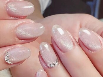 NP ネイルサロンの写真/<シンプル定額(アート2本）¥4950>高いデザイン力と丁寧な施術でモチも抜群◎どこから見ても美しい指先に！