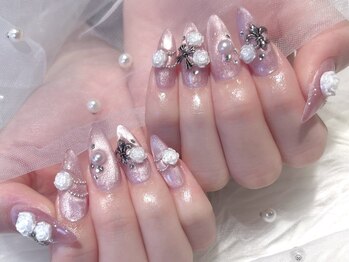 エスフィーネイルサロン リシェル(Esfy nailsalon Richer)の写真/【スカルプ☆フリーART(プラチナ)¥16800/ストーンパーツ付け放題¥14800】自分史上とびっきり可愛い指先に♪