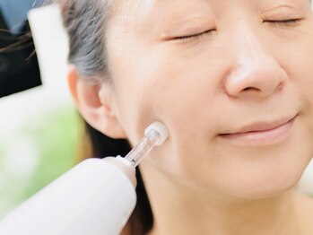 サロンモコ(Salon Moco)の写真/【韓国美容で注目の次世代スキンケア】希少価値の高い高純度エクソソームを使用◆最高峰の肌質改善を体感◎