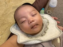 子育てママの整体サロン/施術中のお子様の様子