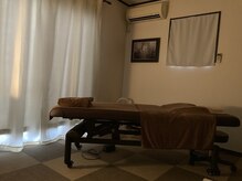 リクライニングベッドでリフレクソロジーもゆったり受けれます！