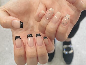 サンジュウヨン(34)/アシメトリネイル パラジェル