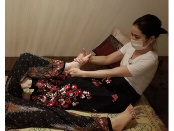 ウォーム(Warm)/タイ古式マッサージ