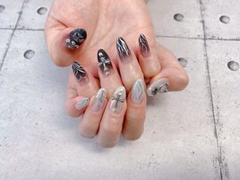 ブラック×ホワイトオーロラ