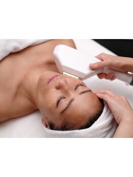 ホウレイ線・たるみ改善！予防ケア