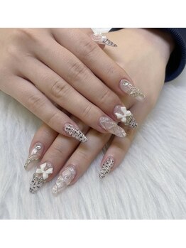 クイーンネイル 新宿(Queen nail)/長さ出し　持ち込みデザイン