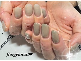 オリーブカラーnail