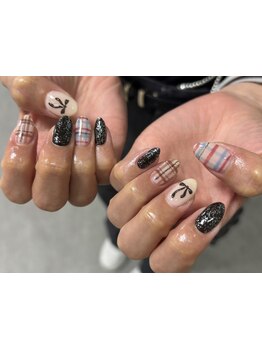 ショートネイルデザインが豊富