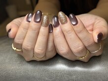 グロッシー ネイル 爪屋(Glossy nail)