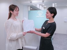 ホワイトニングカフェ 福岡天神店/☆お会計・お見送り