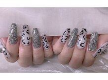 エムズ ネイルサロン(M2)/ヒョウ柄