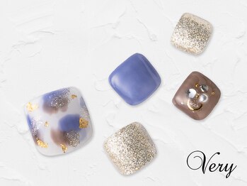 秋っぽニュアンスネイル