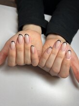 イーネイル(e-NAIL)/スキニーフレンチ※別途料金