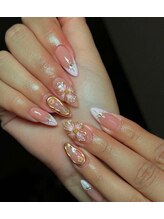 ヘブン ネイル 鶯谷(HEAVEN Nail)/ゴージャスで優しいデザイン