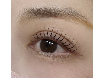 アトリエバンビ(atelier Bambi)/まつげパーマ・ラッシュリフト＊