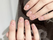 ブラソンネイル(Blossom nail)/ホリデーガーリードットネイル