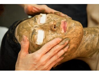 アンドゥナ 六甲店(ANDONA)/リアボーテハーブトリートメント