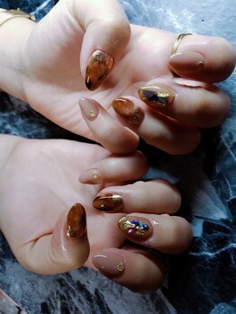 リフレッシュサロン 隠れ家/