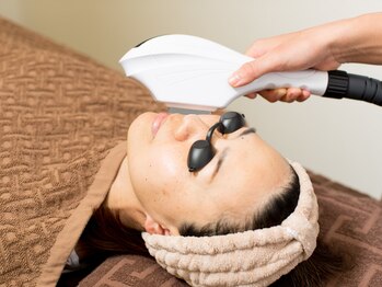 メモリー(memory)/光フェイシャル施術風景