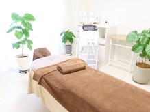 エルモリア(ELMOREA)の雰囲気（完全個室プライベート空間。清潔感のあるお部屋でゆったり空間♪）