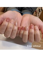 エマサロン(Ema Salon)/
