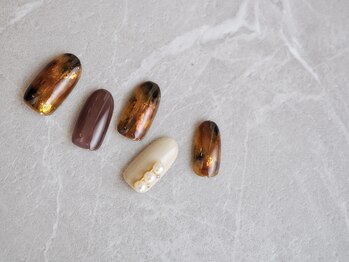 シェリードルチェ 横浜店(Sherry Dolce)/B.トレンドデザインネイルアート