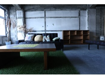 クラ(KULAM)/3階ギャラリー