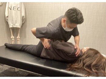 整体院ネオ(NEO)/産後の骨盤の歪み、腰の辛さに