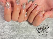 カシュカシュ(Cache Cache)/キラキライルミネーションネイル