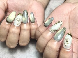 magnet & mirror flower nail