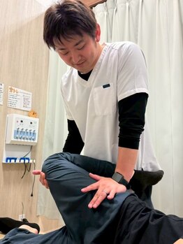 宇多津坂口鍼灸整骨院の写真/慢性的な腰の痛みにお悩みの方必見☆骨格や身体のバランスを詳しくチェックし、根本的な改善を目指します!