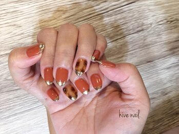 ハイブネイル(Hive nail)/ミラーフレンチ