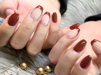 ショウネイル(show nail)/ジェル持ち込みやり放題