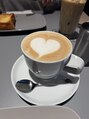 アイリス(AIRIS) 休日はカフェ巡りにハマっています。