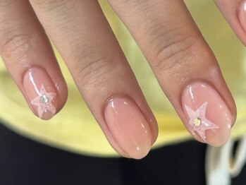 アイネイルズ 横浜EAST店(I-nails)の写真/シンプルでも毎日可愛いと見惚れるネイルに…♪1.5hのスピードメニューはお仕事帰りにオススメ！#横浜