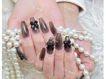 ラメール(La mer)/黒ネイル