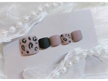 レア(le`a)/持ち込みフットネイル