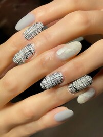 ツイードナイル