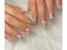 ネイルアンドアイラッシュスタジオ シュシュ(chouchou)/雪の結晶冬ネイル