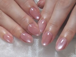 ピンクマグネットネイル