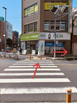 ヨサパーク ル スリール 松戸西口店(YOSA PARK le sourire)/3分程歩いて進みます