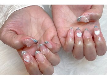 ザ デミュア 銀座店/ガラスフレンチネイル