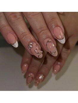 ヘブン ネイル 鶯谷(HEAVEN Nail)/ゴージャスで優しいデザイン