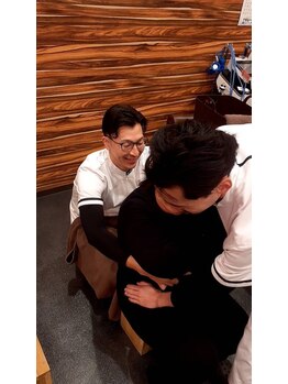 瓢箪山駅前整骨院/背骨のゆがみ