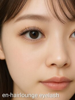 ナチュラル上品な目元にしたい