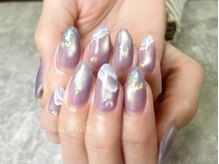 ボニール(BONIR)の雰囲気（お値段もリーズナブルなので気軽にアートが楽しめます♪）